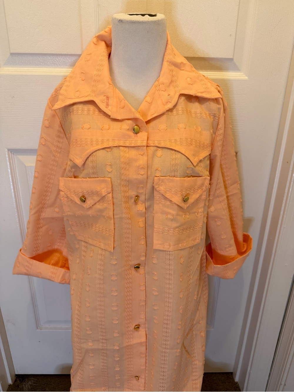 NWT Vintage 1970’s ILGWU Peach Eyelet Western Boho Button Up Maxi Shirt Dress 14 - Picture 3 of 10